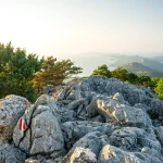 Splendida vista dalla cima del monte Osorcica Televrina sull'isola di Lussino, Croazia