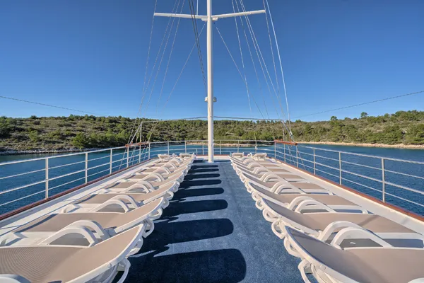 E een loungen in de zon