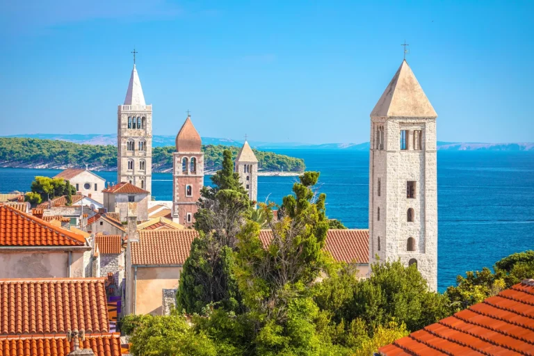 Quattro torri o vista sulla città storica di Rab, Isola di Rab