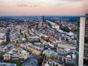 Ontdek de unieke mix van oud en nieuw in Frankfurt