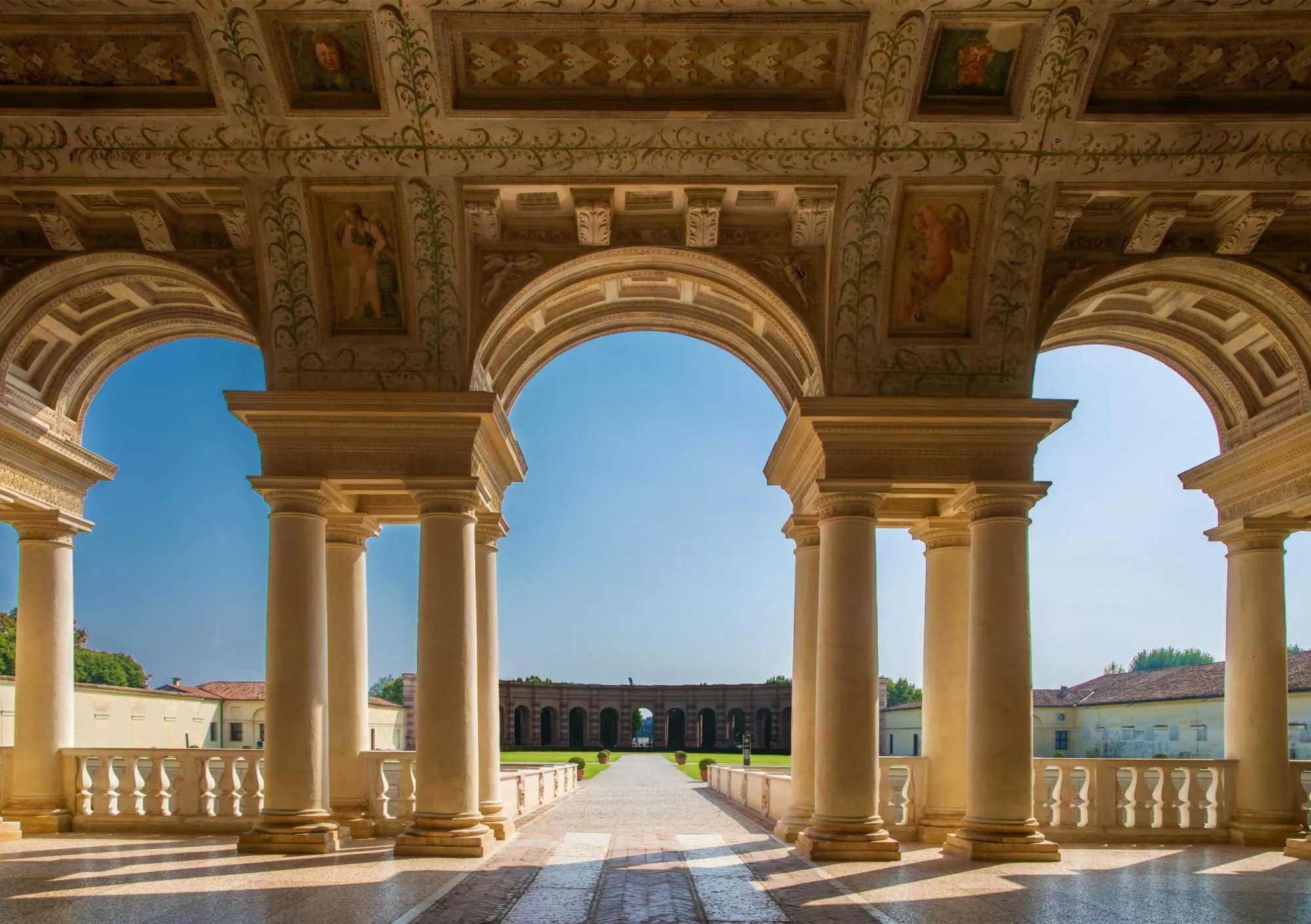 Dziedziniec Palazzo Te w Mantui, Włochy