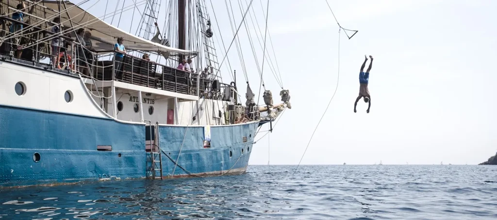 Tallship atlantis swimbreak øyhopping toscana seile og sykle